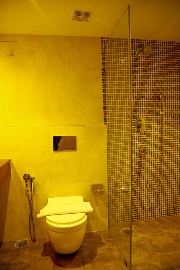 ויסאקפאטנם Bay View Hotel Vizag מראה חיצוני תמונה