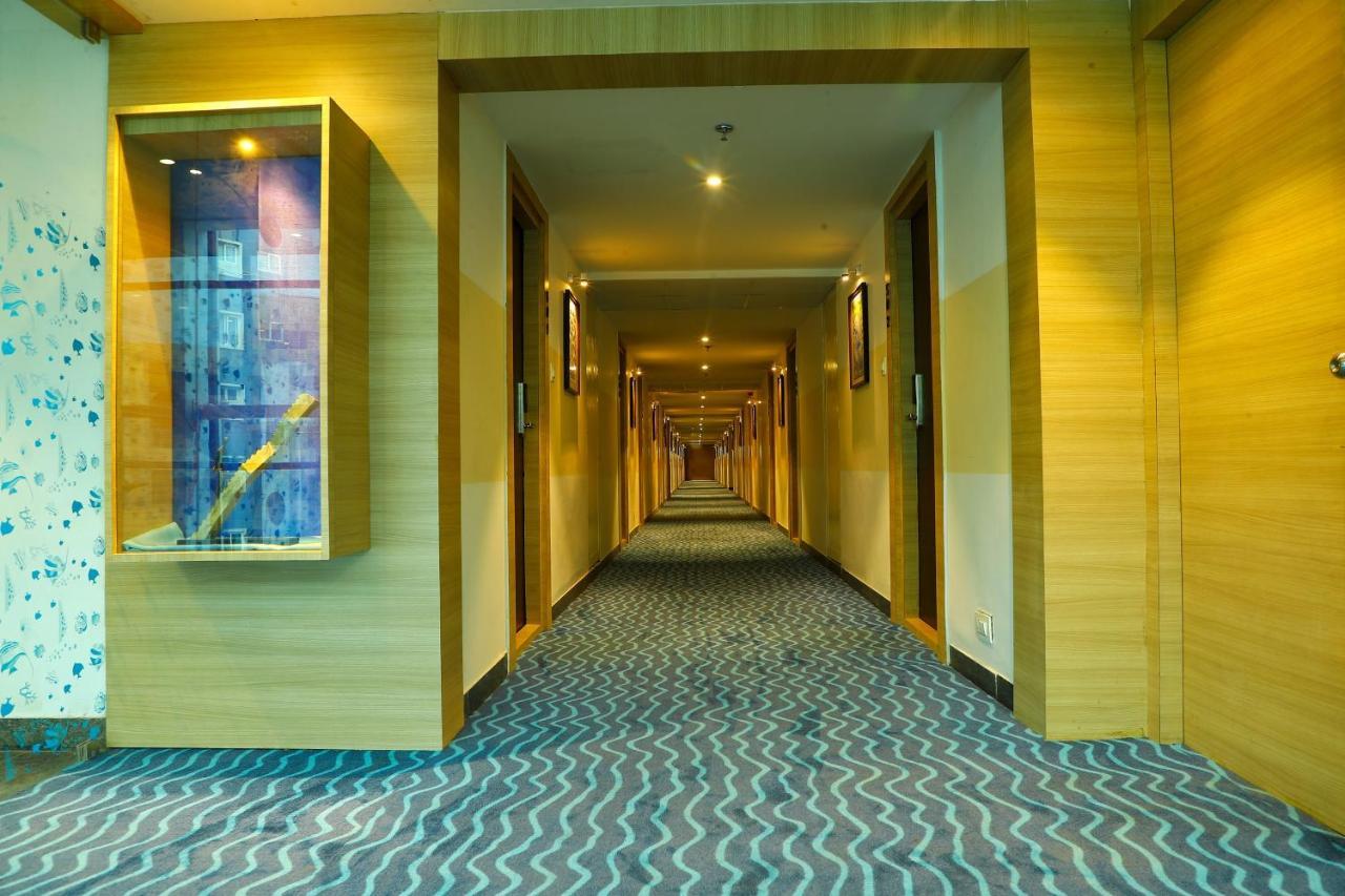 ויסאקפאטנם Bay View Hotel Vizag מראה חיצוני תמונה