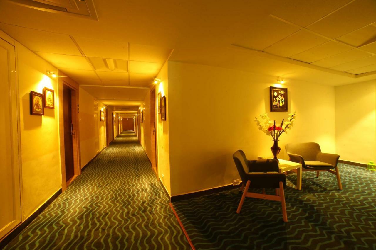 ויסאקפאטנם Bay View Hotel Vizag מראה חיצוני תמונה